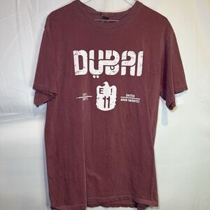Vintage Style Red Dubai Graphic T-Shirt‎ Size Medium United Emirate Mens Womens